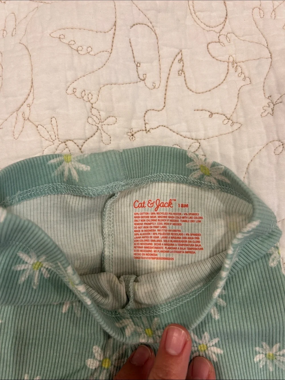 Cat & Jack Sage Green Ribbed Daisy Pajama Set